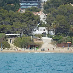 pool-beach-golf-hard-rock-in-salou.catalonia-hotels.com/